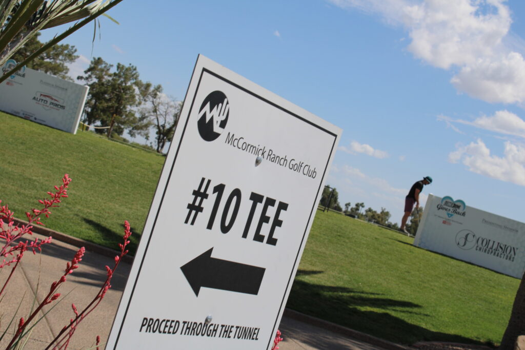 Tee Sign