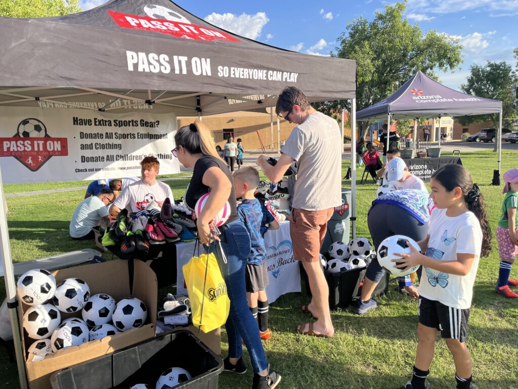 Soccer clinic - Pass it On