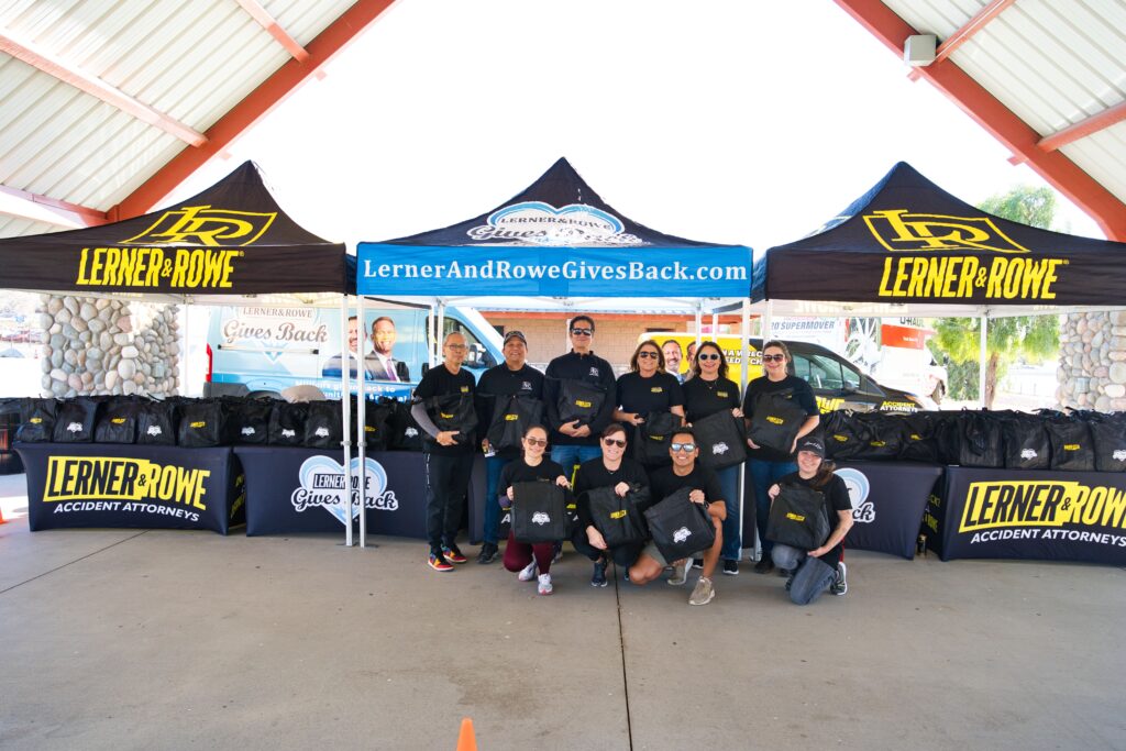 Group photoKevin Rowe-BHC Thanksgiving Giveaway