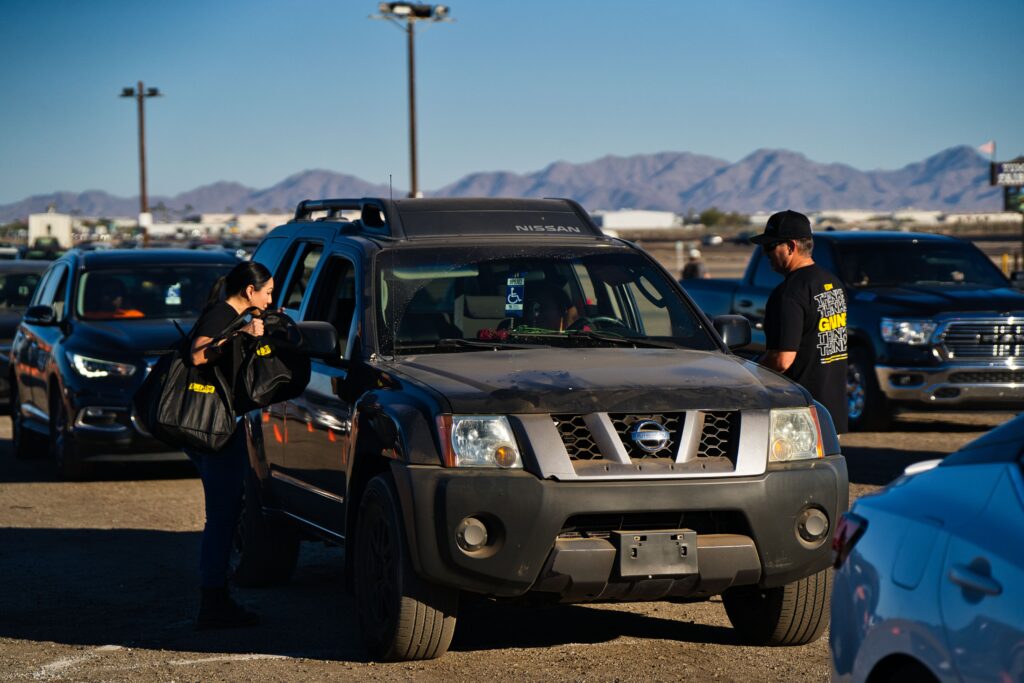 Yuma Thanksgiving Meal Giveaway Kevin 2