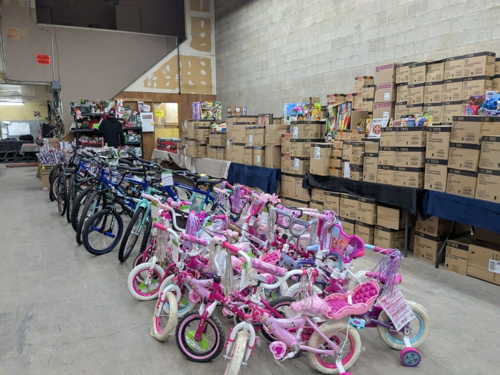Stardust Non-Profit Building Supplies "Holiday Blitz" bikes