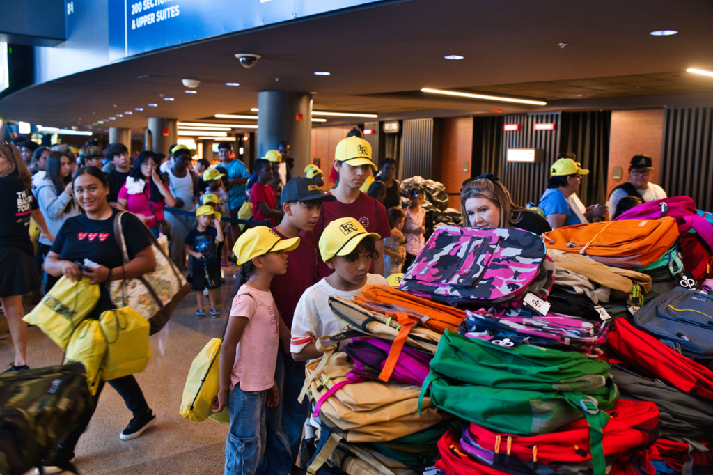 2026 Glendale Backpack Giveaway | Lerner & Rowe
